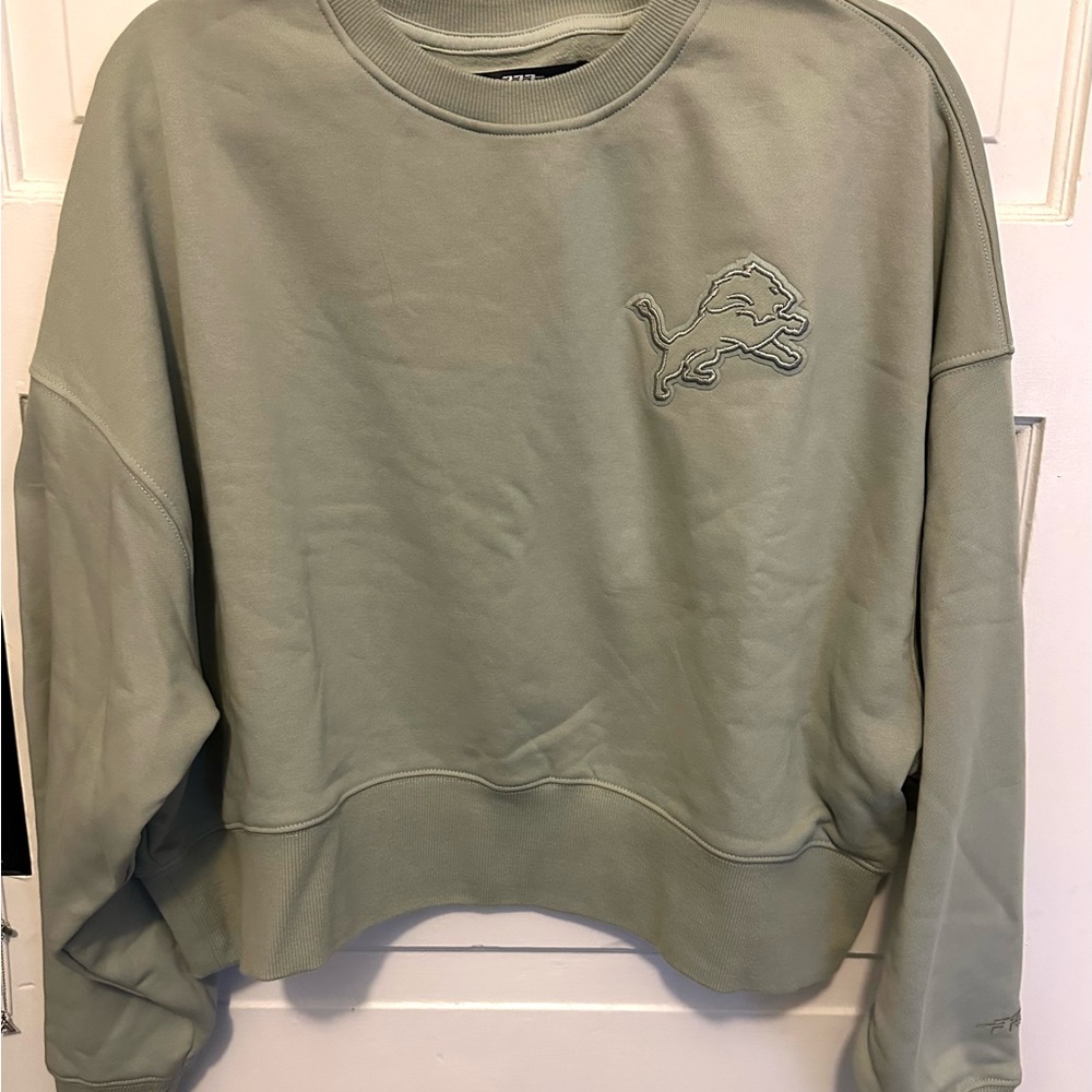Detroit Lions Pro Standard Women's Neutral Pullover
Sweatshirt - Light Green